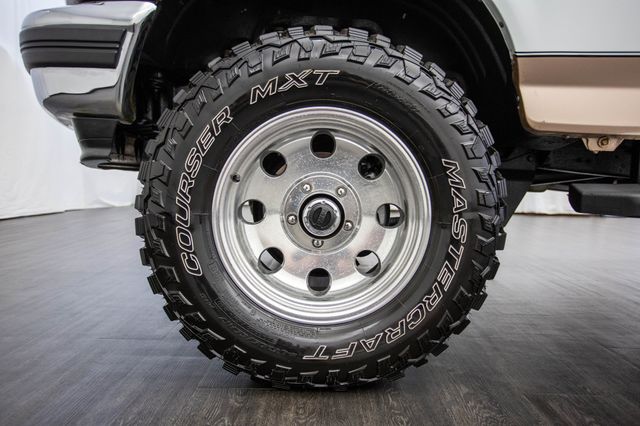 1996 Ford Bronco 105" WB XLT - 22872102 - 39