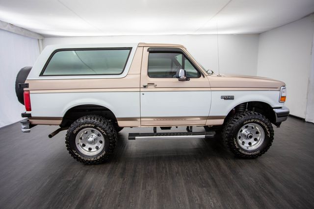 1996 Ford Bronco 105" WB XLT - 22872102 - 5