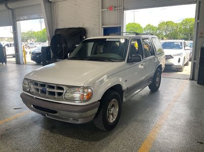 1996 Ford Explorer