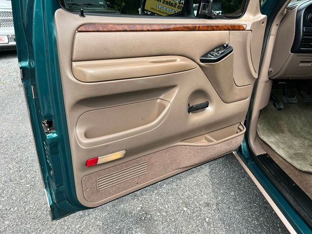 1996 Ford F-150 Final Year OBS Rare Build 300ci 5-speed manual Bench Seat - 23032181 - 31