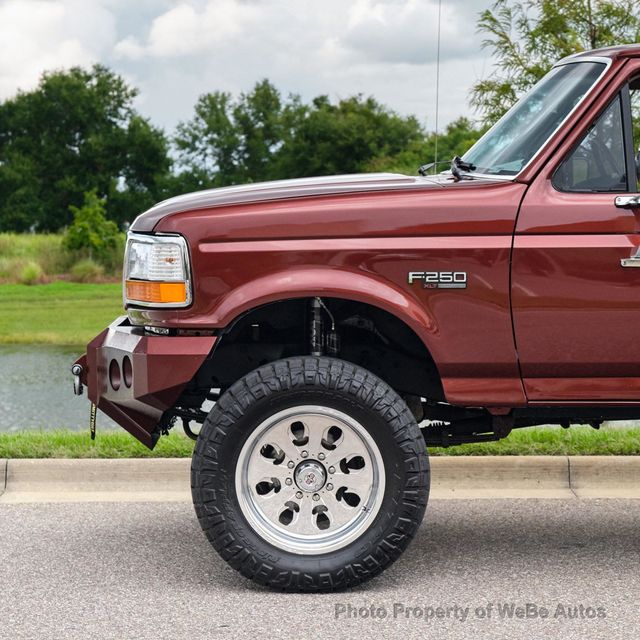 1996 Ford F-250 HD Reg Cab 133.0" WB 4WD - 22589250 - 22