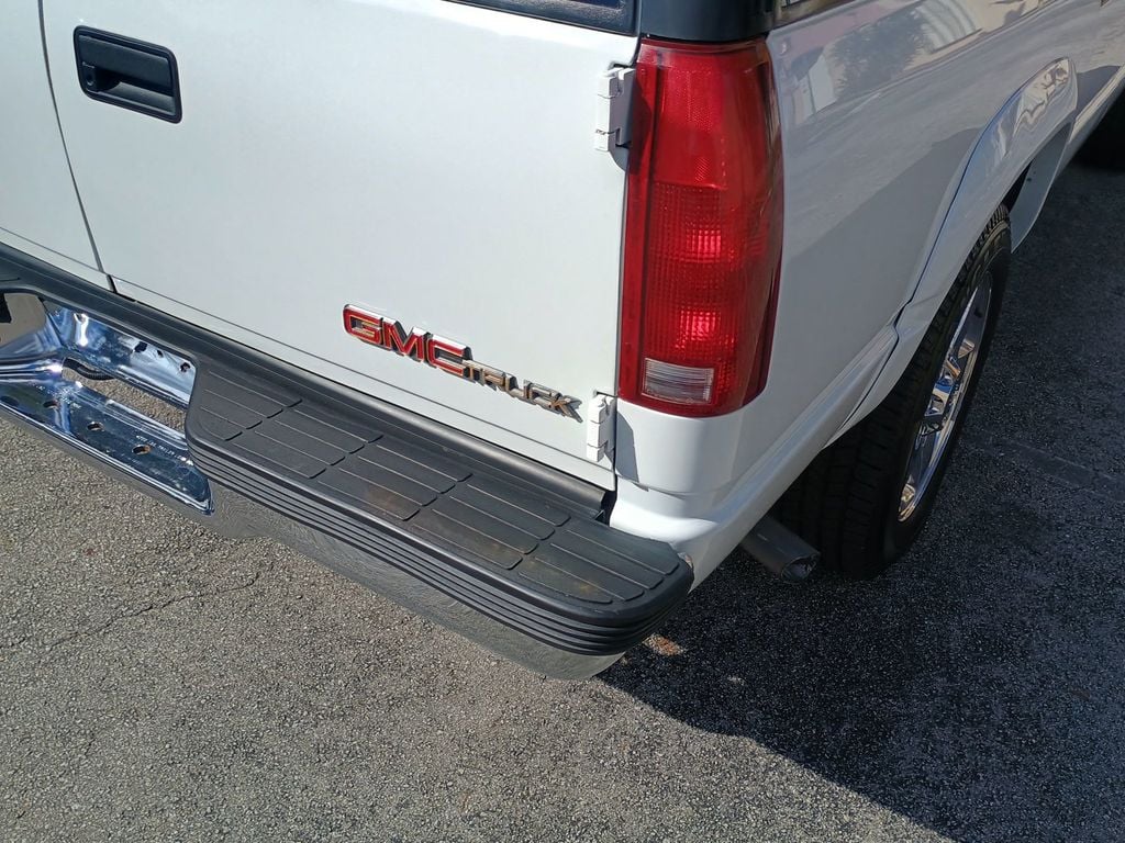 1996 GMC Suburban 2500 454 GTS Conversion 4WD Clean Title - 22947095 - 12