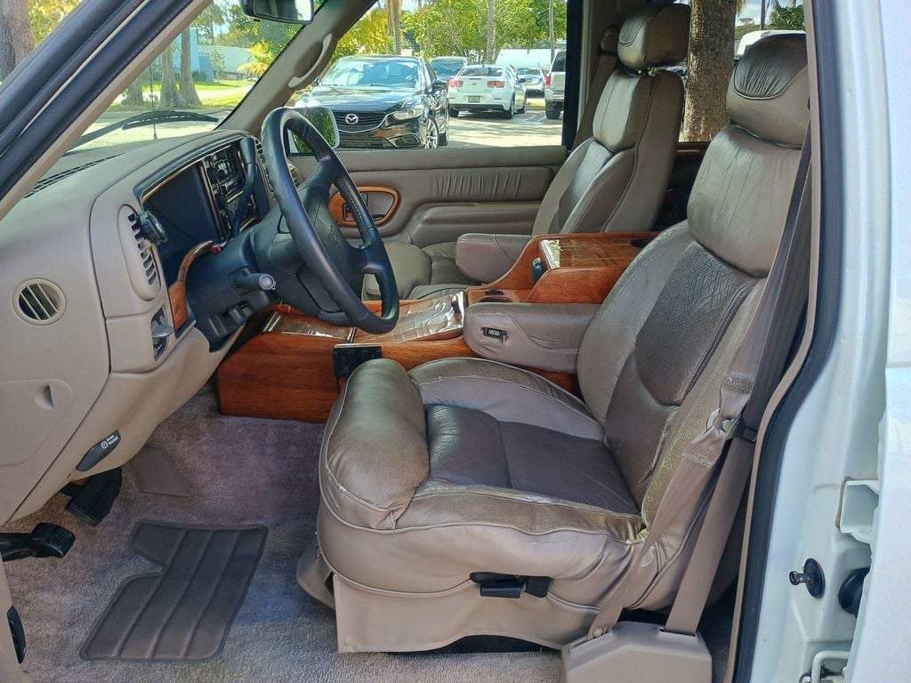 1996 GMC Suburban 2500 454 GTS Conversion 4WD Clean Title - 22947095 - 27