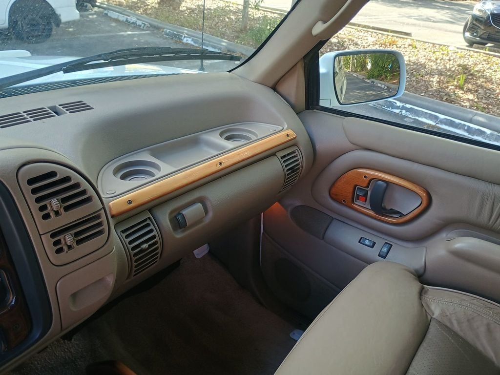 1996 GMC Suburban 2500 454 GTS Conversion 4WD Clean Title - 22947095 - 37