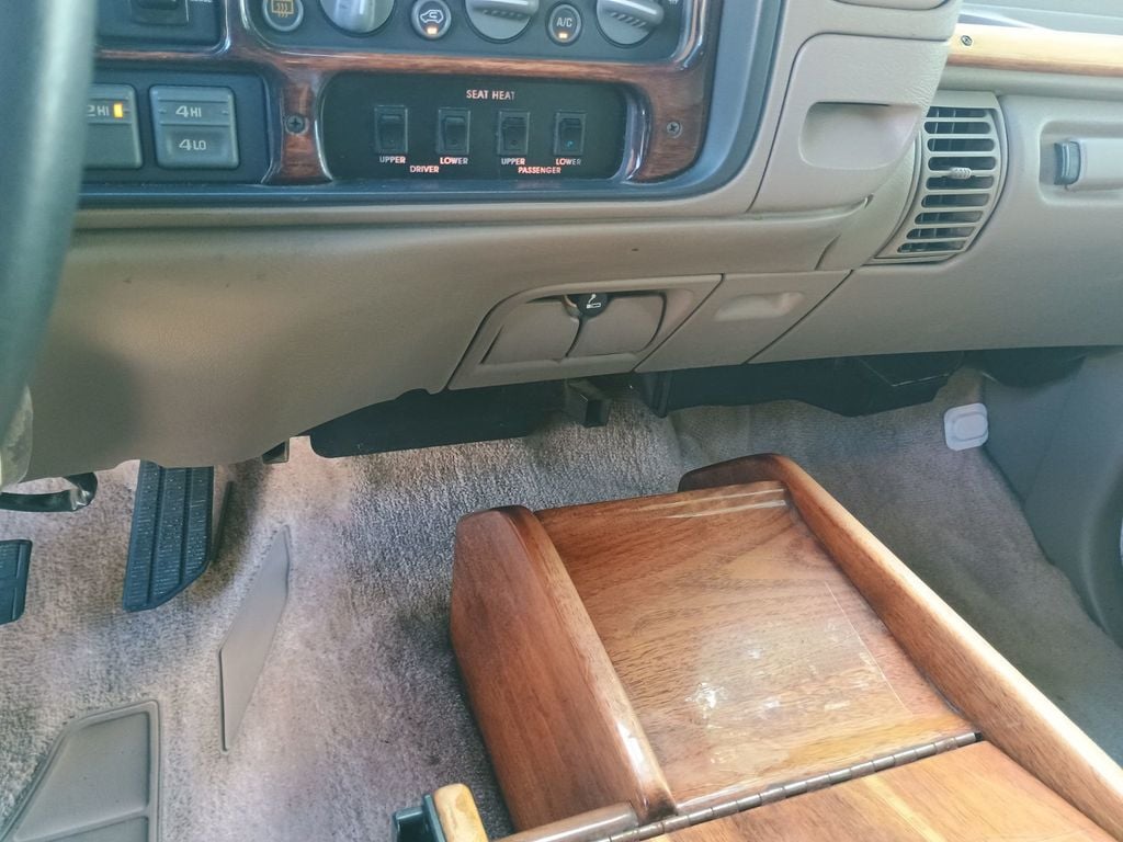 1996 GMC Suburban 2500 454 GTS Conversion 4WD Clean Title - 22947095 - 39