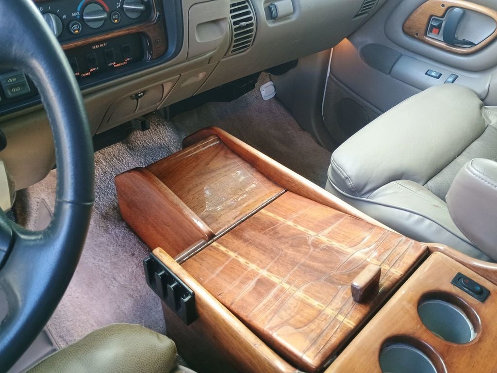 1996 GMC Suburban 2500 454 GTS Conversion 4WD Clean Title - 22947095 - 40