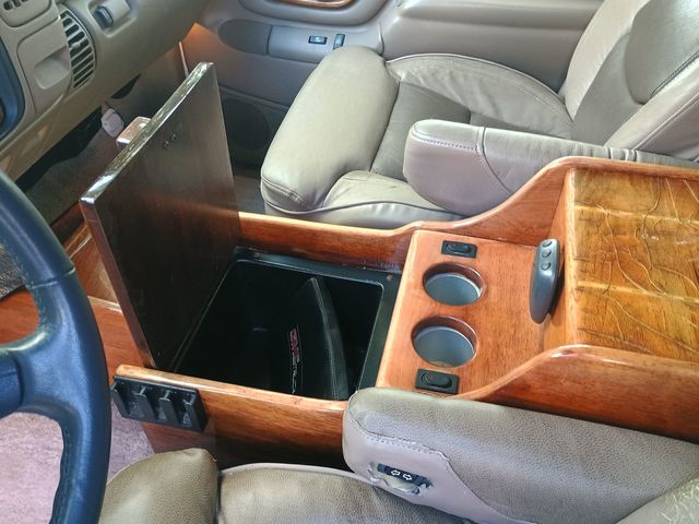 1996 GMC Suburban 2500 454 GTS Conversion 4WD Clean Title - 22947095 - 42