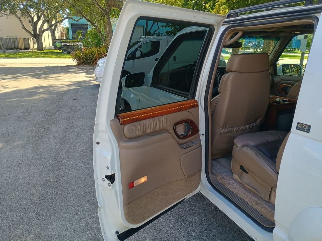 1996 GMC Suburban 2500 454 GTS Conversion 4WD Clean Title - 22947095 - 45