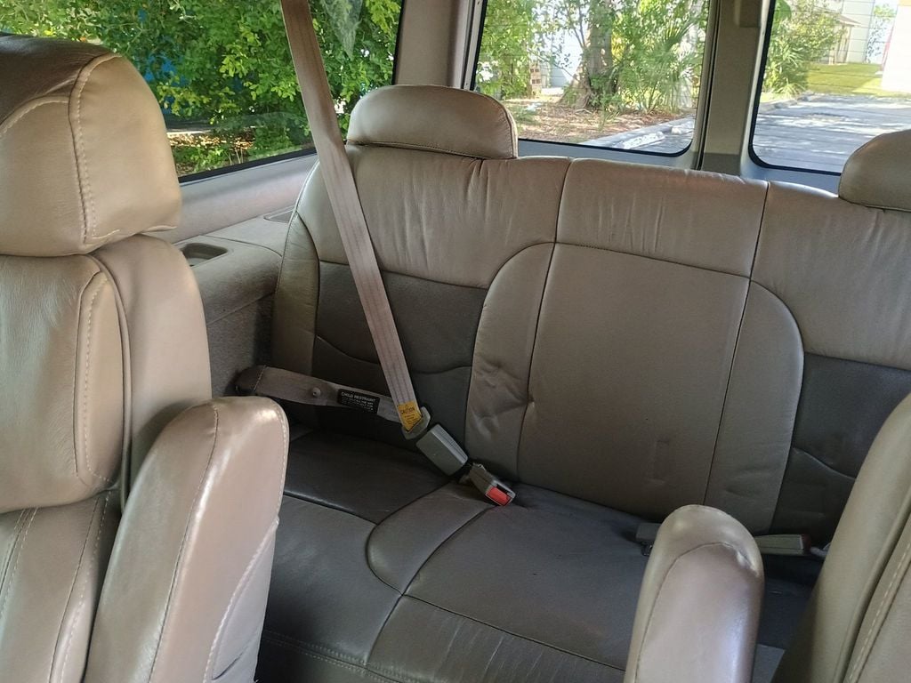 1996 GMC Suburban 2500 454 GTS Conversion 4WD Clean Title - 22947095 - 51