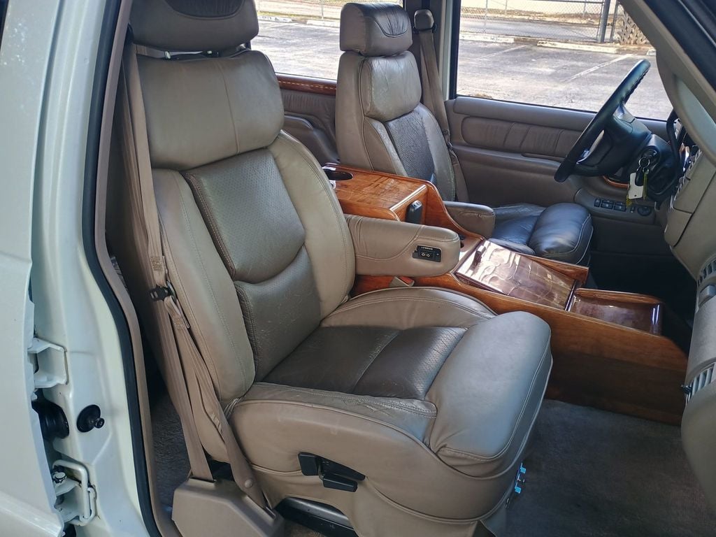 1996 GMC Suburban 2500 454 GTS Conversion 4WD Clean Title - 22947095 - 65