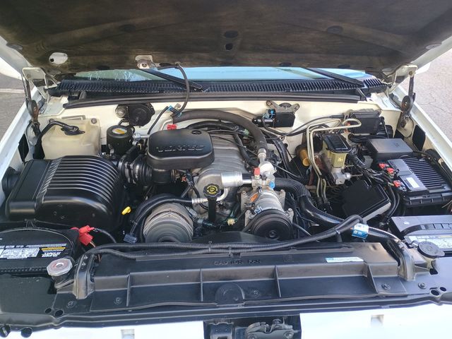 1996 GMC Suburban 2500 454 GTS Conversion 4WD Clean Title - 22947095 - 71