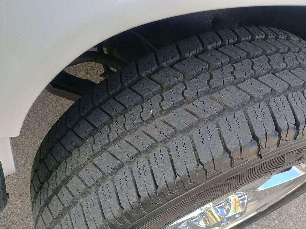 1996 GMC Suburban 2500 454 GTS Conversion 4WD Clean Title - 22947095 - 81