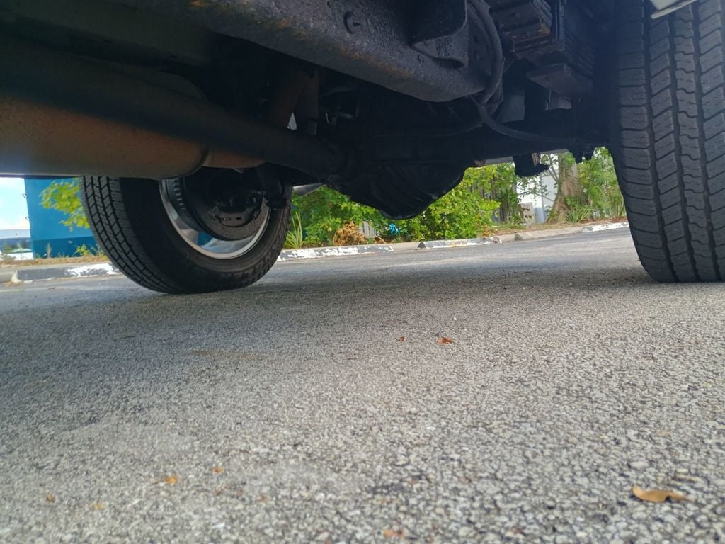 1996 GMC Suburban 2500 454 GTS Conversion 4WD Clean Title - 22947095 - 90