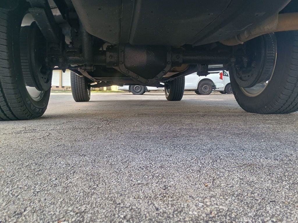 1996 GMC Suburban 2500 454 GTS Conversion 4WD Clean Title - 22947095 - 92