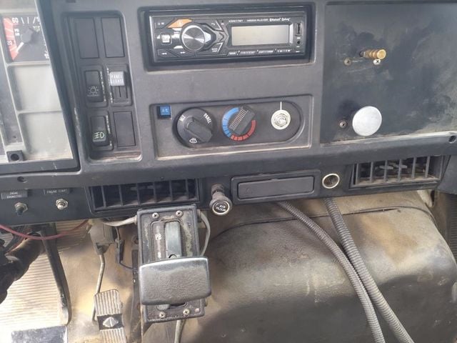 1996 INTERNATIONAL 4700 dt466 - 22955491 - 5