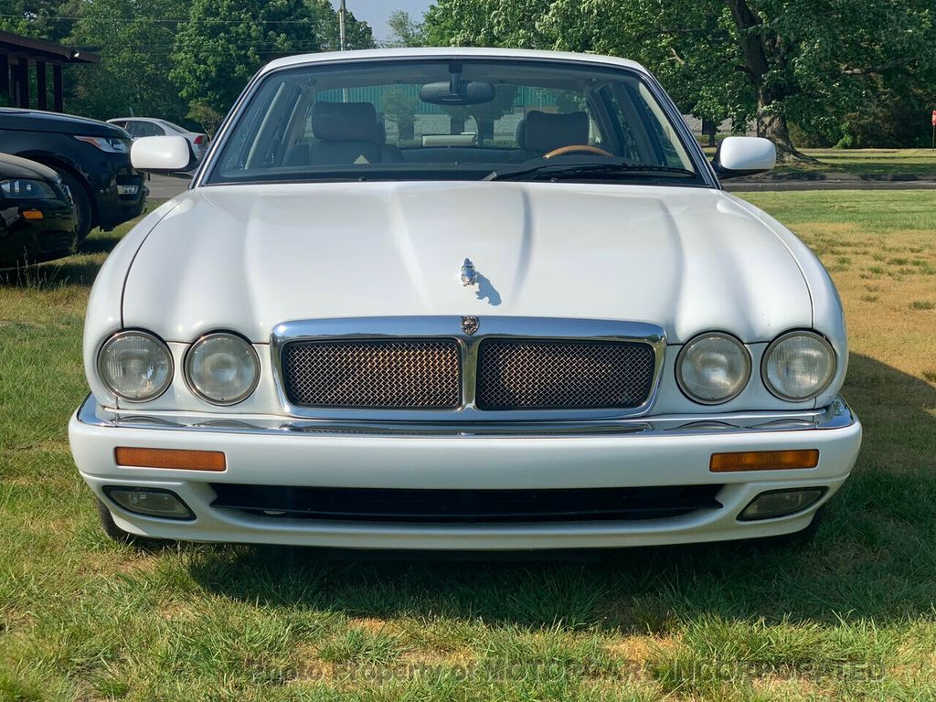 1996 Jaguar XJR  - 20856451 - 2