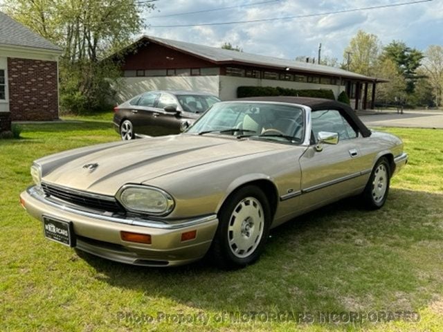 1996 Jaguar XJS Convertible SUMMER IS HERE! TREAT YOURSELF TO THIS CLASSIC CONVERTIBLE!! - 22444597 - 2