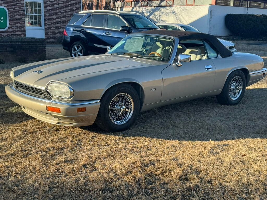 1996 Jaguar XJS Convertible SUMMER IS HERE! TREAT YOURSELF TO THIS CLASSIC CONVERTIBLE!! - 22444597 - 3