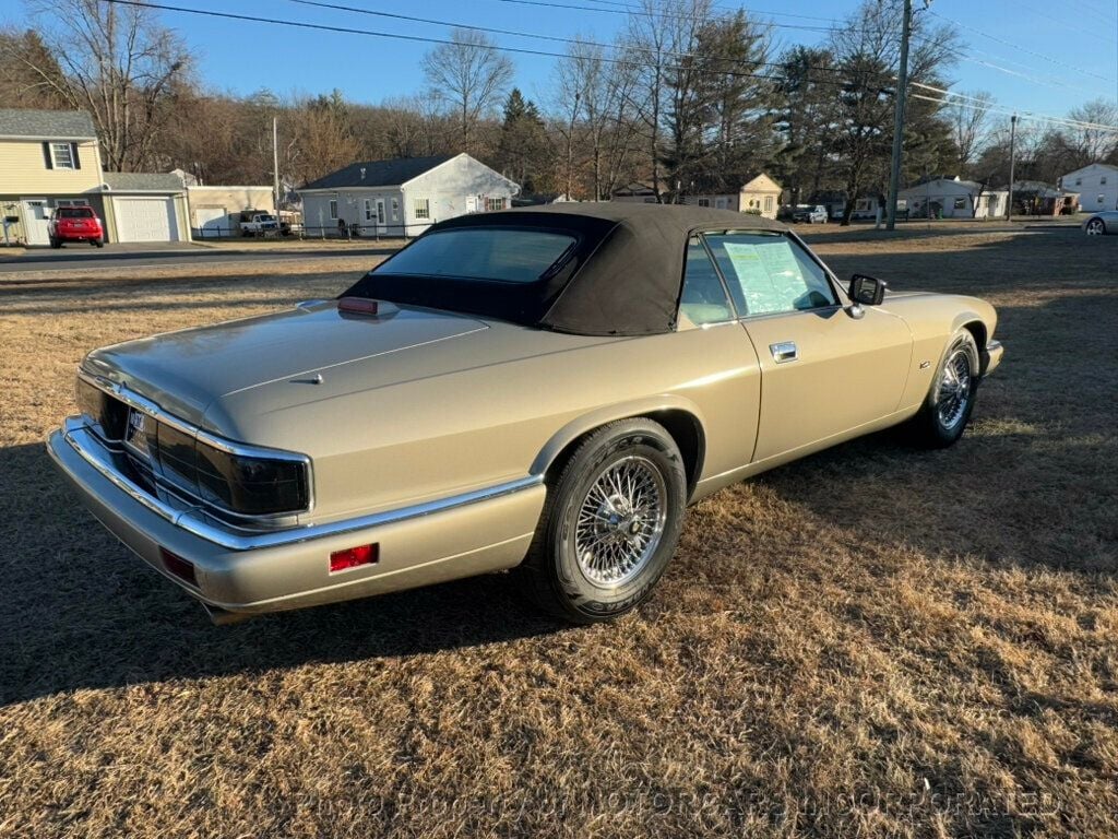 1996 Jaguar XJS Convertible SUMMER IS HERE! TREAT YOURSELF TO THIS CLASSIC CONVERTIBLE!! - 22444597 - 6