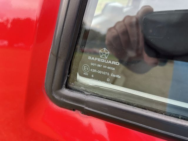 1996 Jeep Cherokee Rust Free Garage Kept Low Mileage Country 4x4 - 23091310 - 35