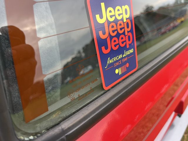 1996 Jeep Cherokee Rust Free Garage Kept Low Mileage Country 4x4 - 23091310 - 36