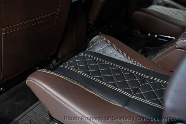 1996 Land Rover Defender 110 Helderburg -LT1 V8 Swap - 23004909 - 36