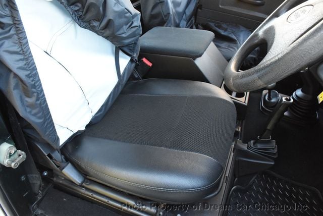 1996 Land Rover Defender 90  - 22942091 - 26