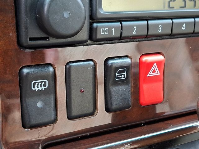 1996 Mercedes-Benz SL Class SL Class 2dr Roadster 3.2L - 22930067 - 23