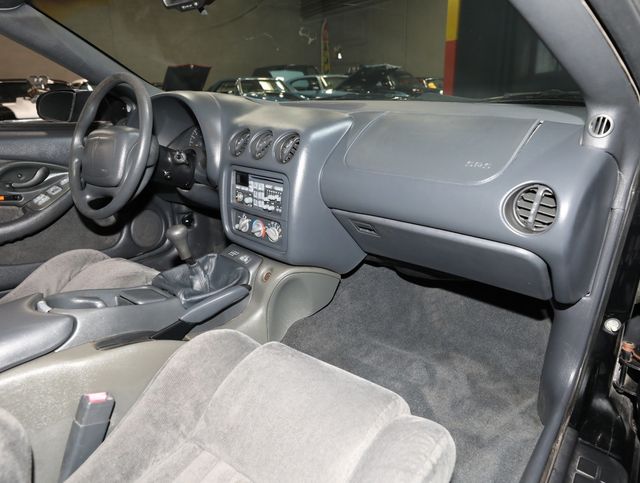 1996 Pontiac Firebird 2dr Coupe Formula - 23051477 - 33