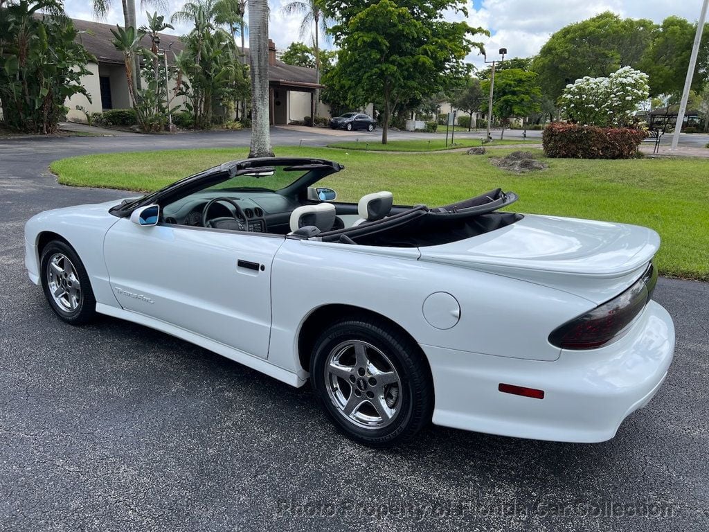 1996 Pontiac Firebird TRANS AM Convertible photo 3