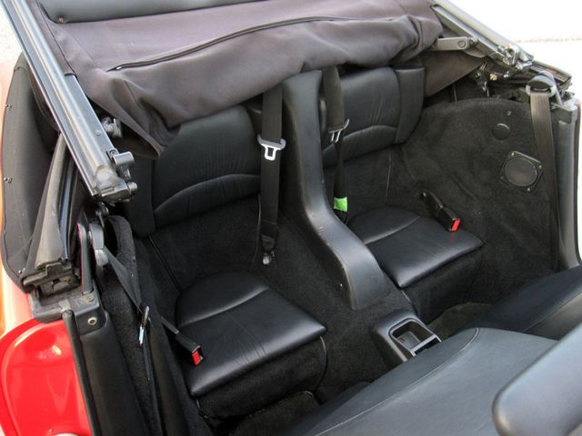 1996 Porsche 911 Carrera 2dr Carrera Cabriolet w/Tiptronic - 23016583 - 31