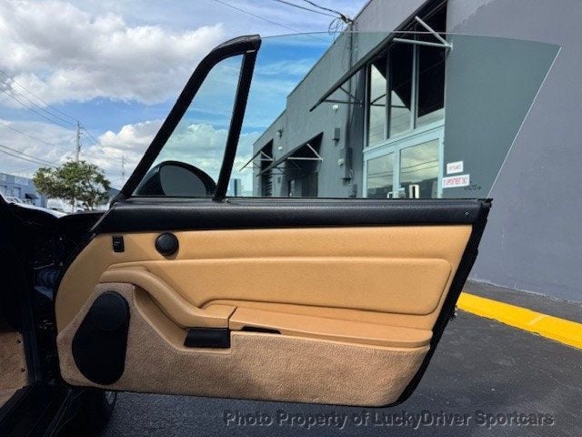 1996 Porsche 911 Carrera 2dr Carrera Targa 6-Speed Manual - 22943293 - 19