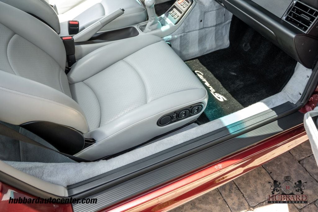 1996 Porsche 911 Carrera 4S  - 23038900 - 24