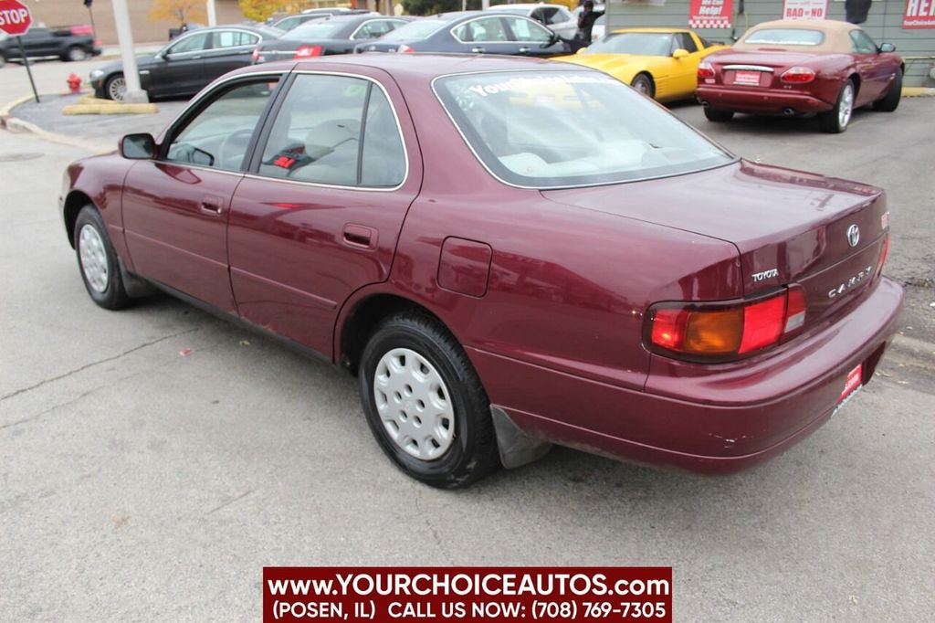 1996 Toyota Camry 4dr Sedan LE Automatic - 22186110 - 4