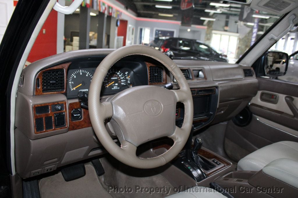 1996 Toyota Land Cruiser VX photo 13