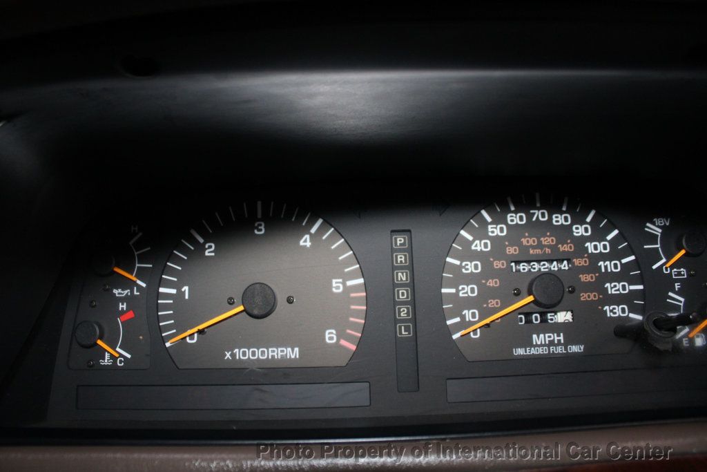 1996 Toyota Land Cruiser VX photo 15