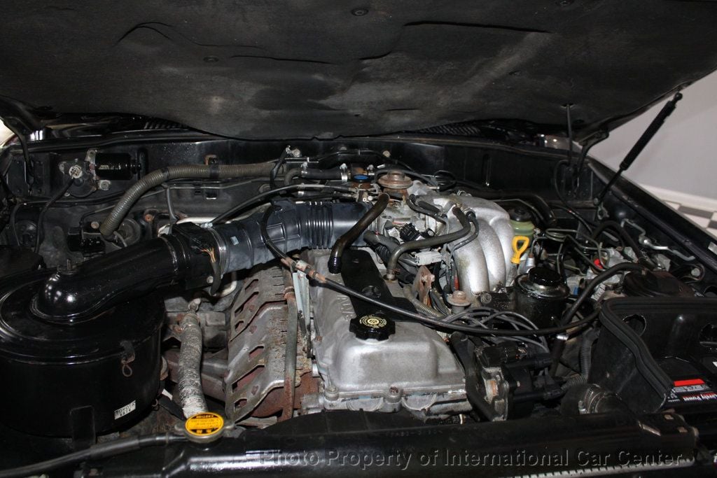 1996 Toyota Land Cruiser VX photo 35