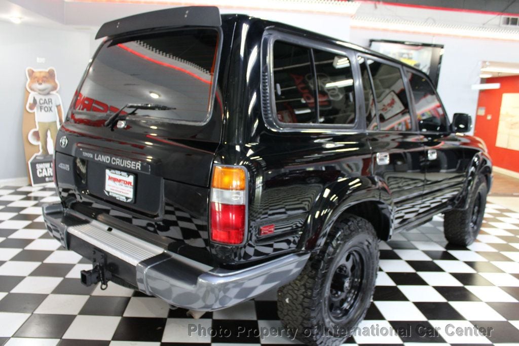 1996 Toyota Land Cruiser VX photo 4