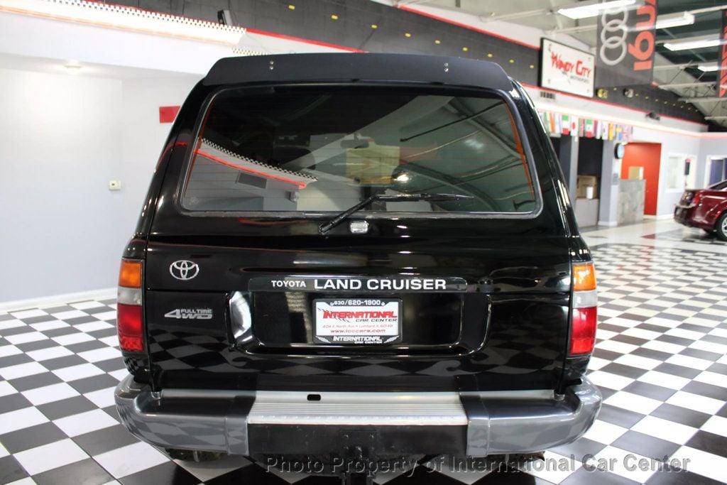 1996 Toyota Land Cruiser VX photo 5