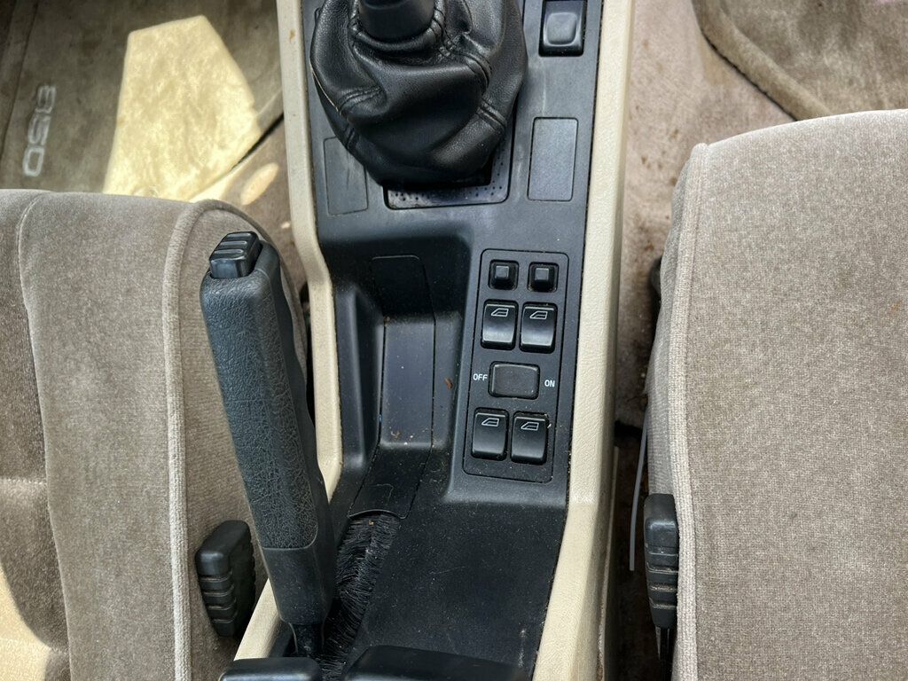 1996 Volvo 850 5-speed manual Safe Fuel Efficient VOLVO FOR LIFE! - 23019544 - 15