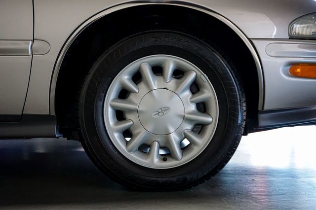 1997 Buick Riviera *3.8L V6 Supercharged* *Power Moonroof* *Low Miles* - 22944409 - 39