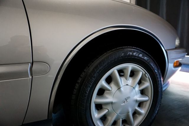 1997 Buick Riviera *3.8L V6 Supercharged* *Power Moonroof* *Low Miles* - 22944409 - 77