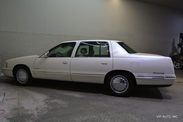 1997 Cadillac d'Elegance 4dr Sedan - 23002716 - 28