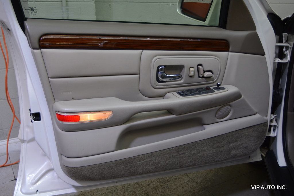 1997 Cadillac d'Elegance 4dr Sedan - 23002716 - 6
