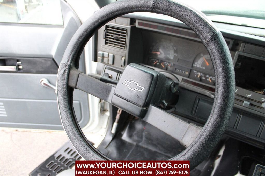 1997 Chevrolet C6500 4X2 2dr Regular Cab - 22408443 - 30
