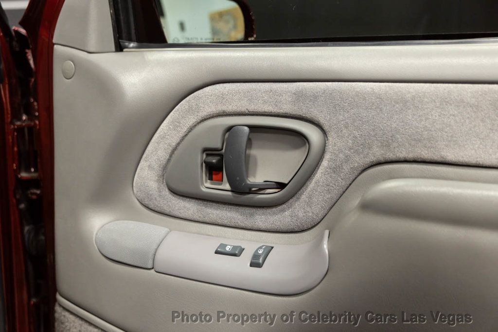 1997 Chevrolet Tahoe  Air Ride, Four-Link, 67 Cadillac Taillights, CUSTOM restored  - 23090656 - 32