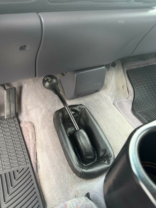 1997 Dodge Ram 1500 Laramie SLT, 4x4, Magnum V8, Heavy Duty Service Group - 23005824 - 20