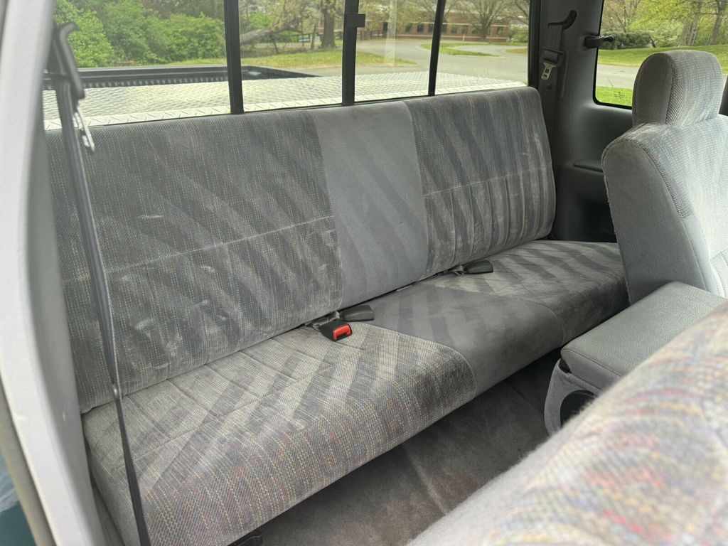 1997 Dodge Ram 1500 Laramie SLT, 4x4, Magnum V8, Heavy Duty Service Group - 23005824 - 27