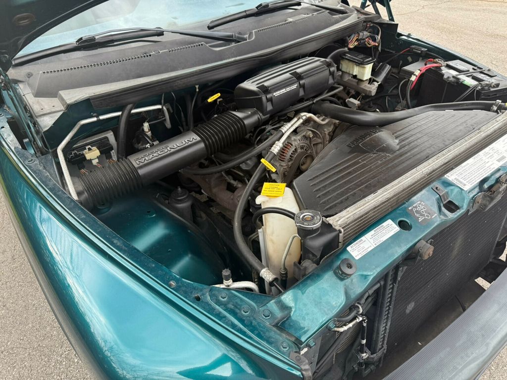 1997 Dodge Ram 1500 Laramie SLT, 4x4, Magnum V8, Heavy Duty Service Group - 23005824 - 35