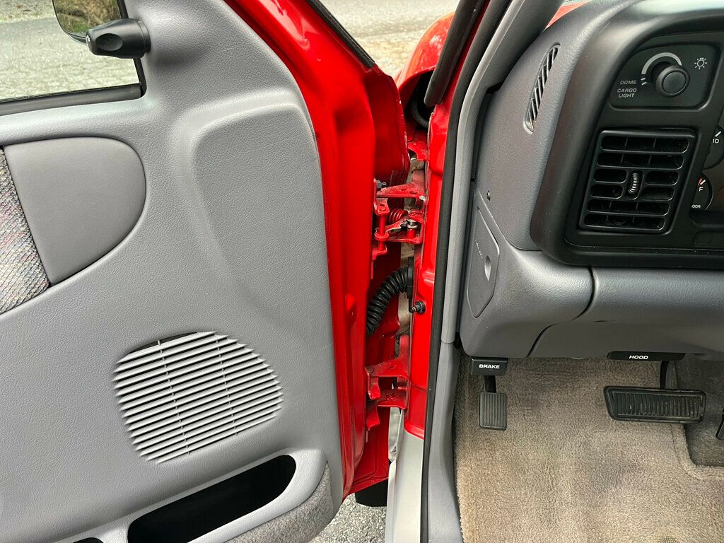 1997 Dodge Ram 1500 Reg Cab 135" WB 4WD - 23004653 - 10